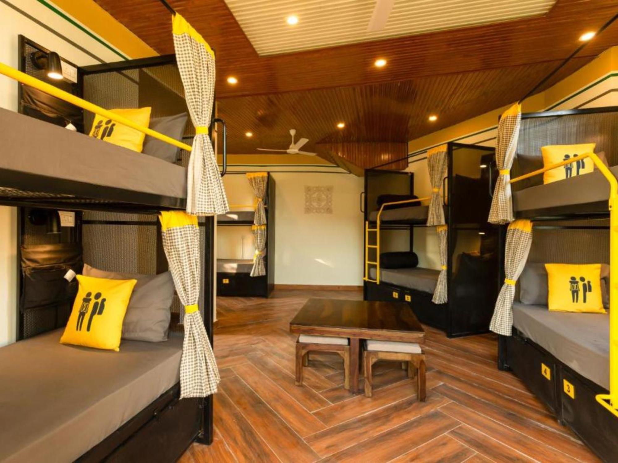 The Hosteller Khajjiar Quarto foto